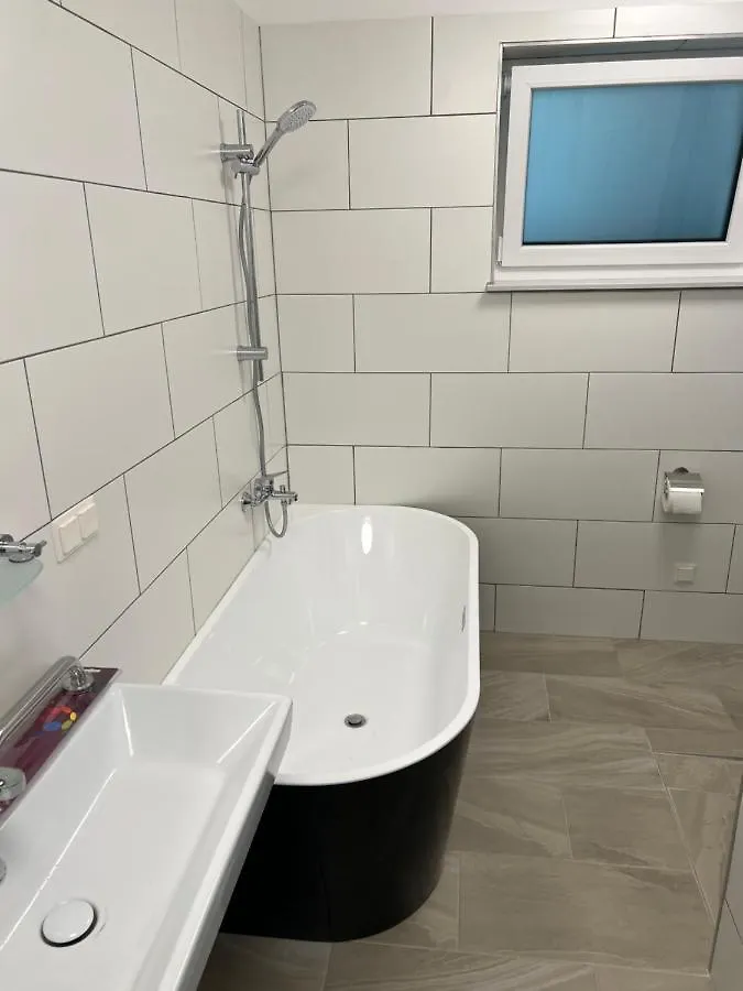 Ruhige Gruene Oase Bei Flughafen Schwechat Lejlighed
